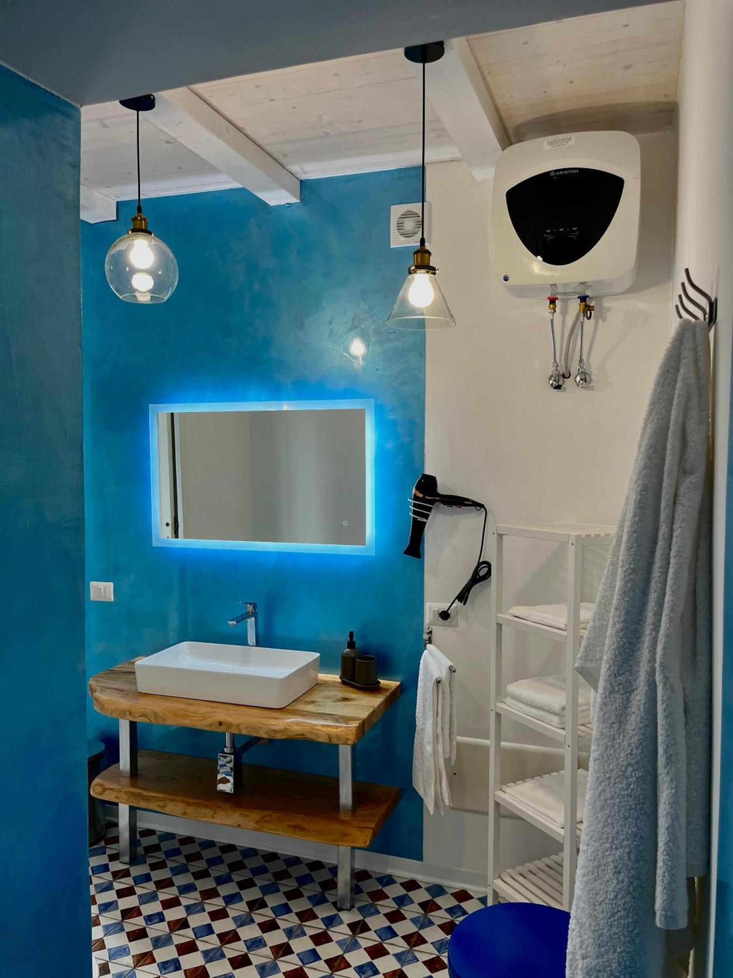 Casa Vacanze Penelope 皮佐 外观 照片