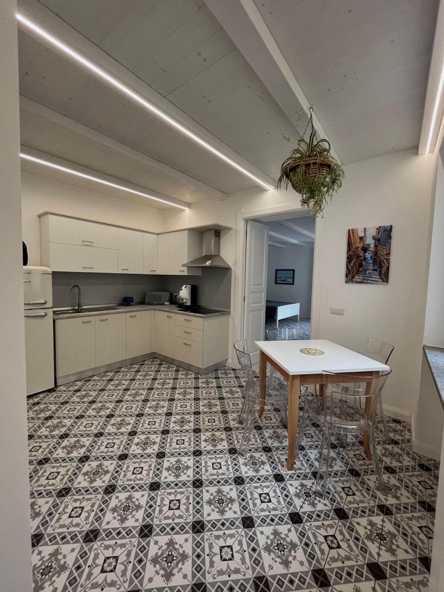 Casa Vacanze Penelope 皮佐 外观 照片