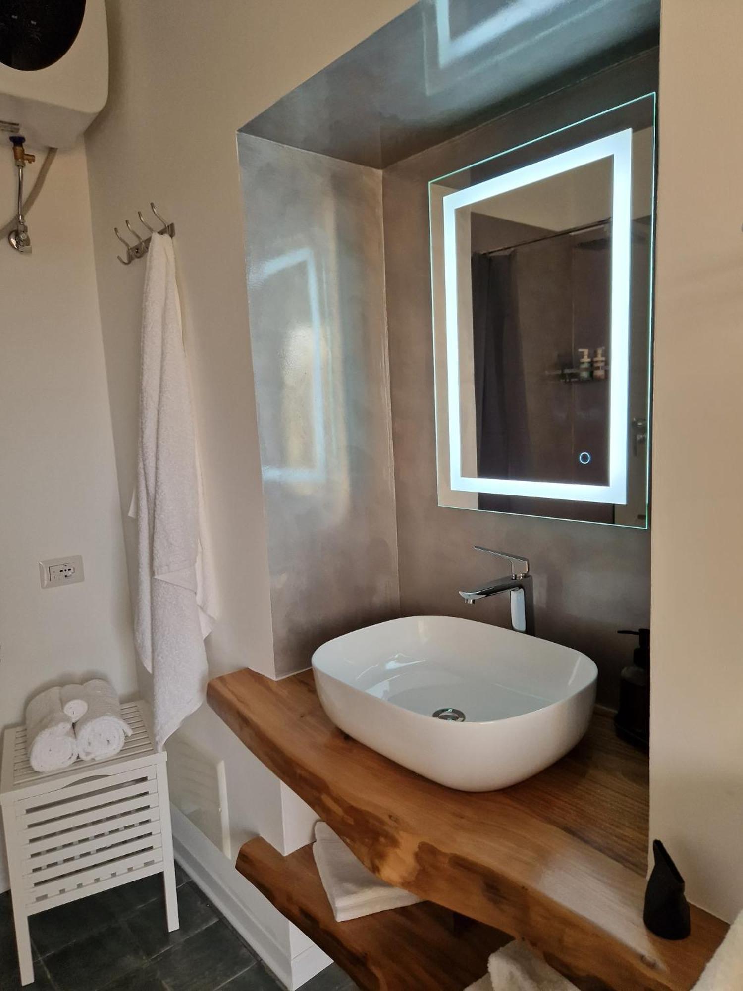 Casa Vacanze Penelope 皮佐 外观 照片